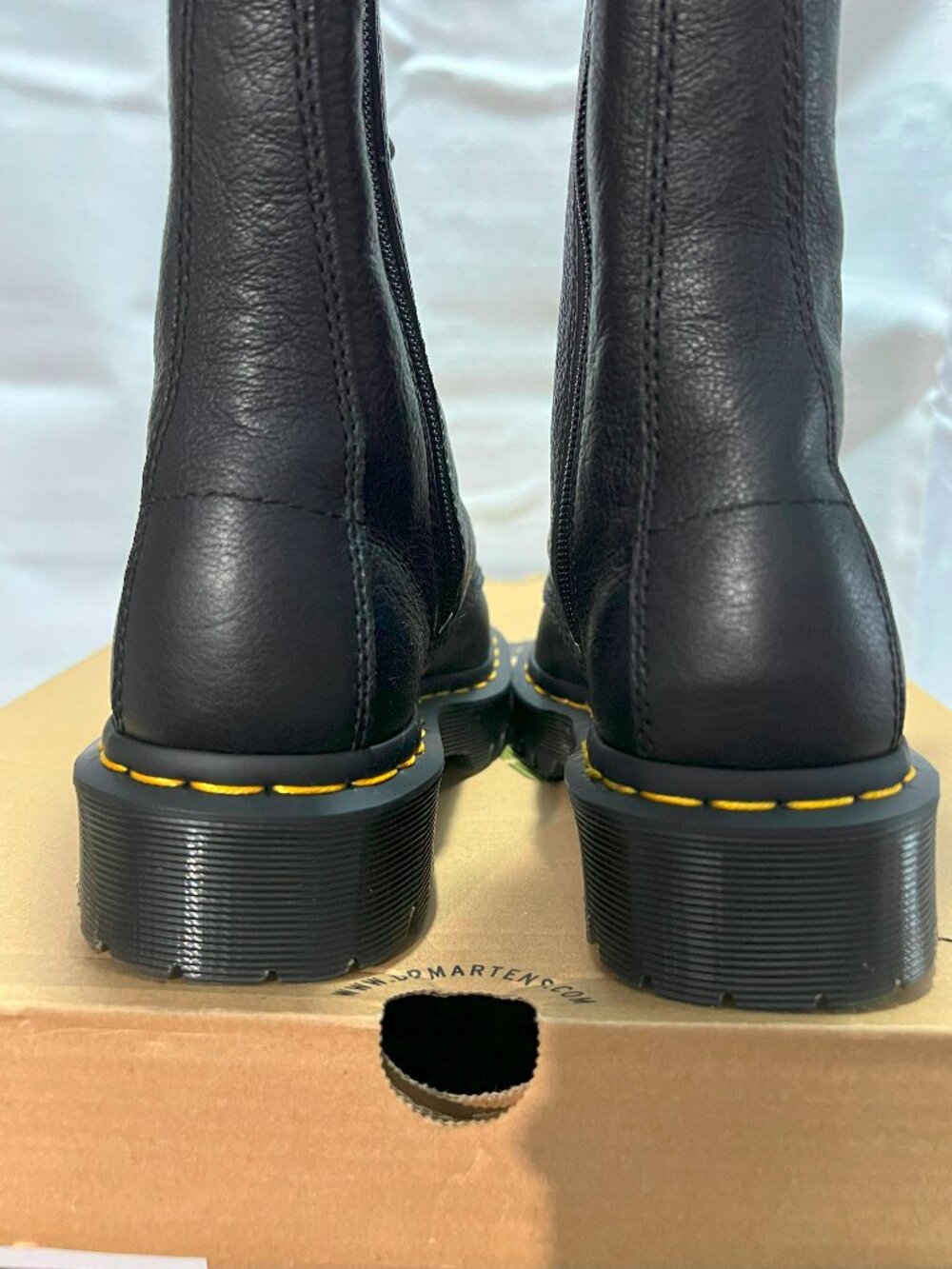 Dr. Martens women's 1B60 Bex black leather lace-up knee-high boots - Picture 7 of 8